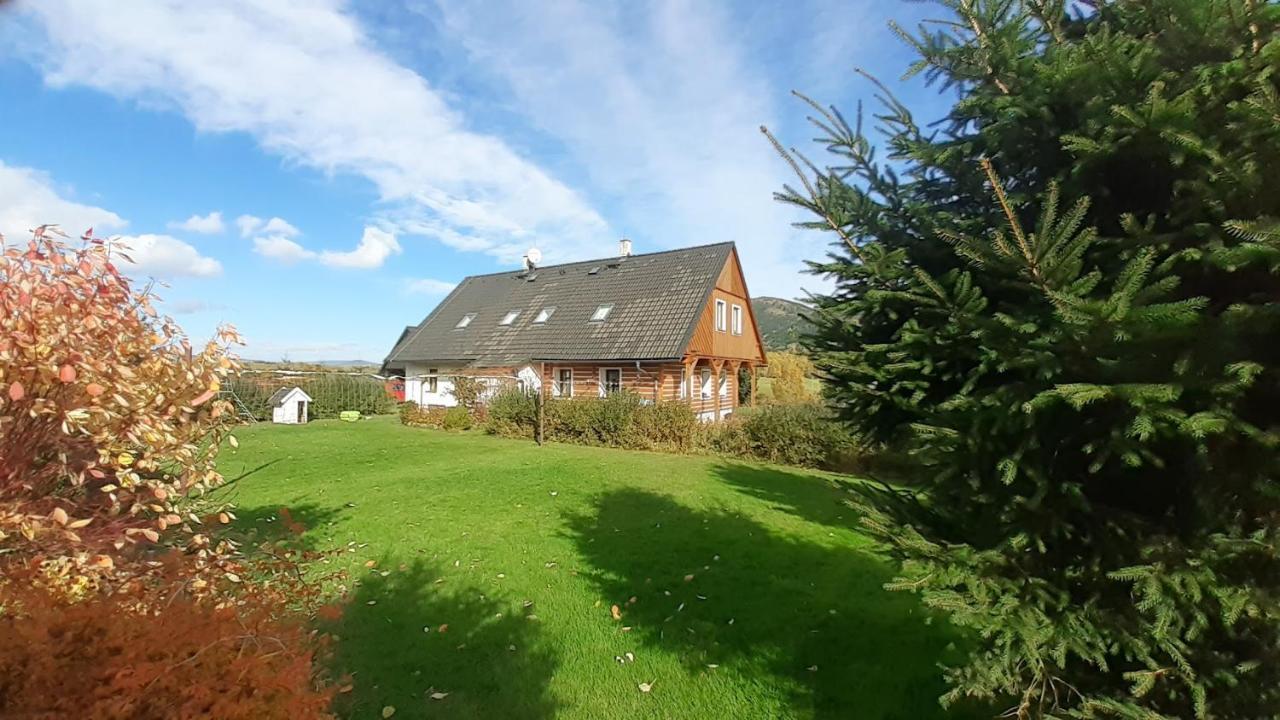Apartman V Chaloupce Na Vrsku Bernsdorf 외부 사진